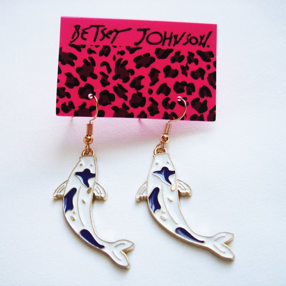 NWT BETSEY JOHNSON FISH EARRINGS